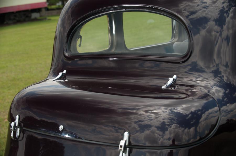  Packard One Twenty Touring Sedan 1936 года  (фото 17 из 23)